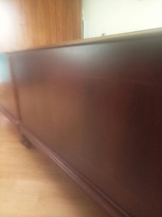 Продам две односпальные кровати, дерево