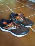 Sapatilhas caminhada-trail  Brooks  n°  39.