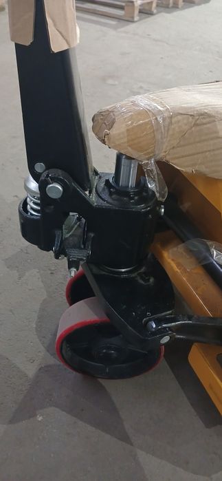 Рокла, гідравлічний візок 2.5т.