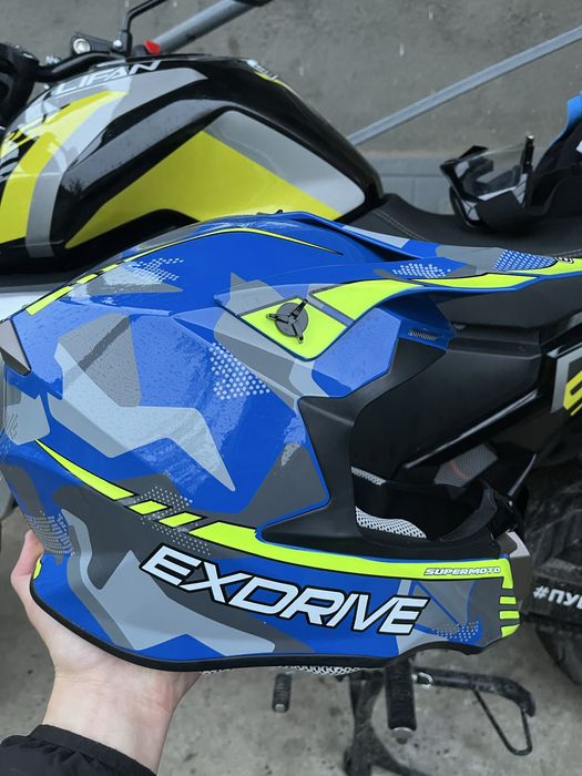 Шолом новий кросовий