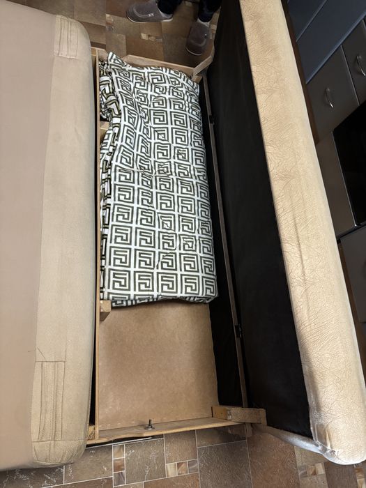Продам раскладной диван б/у