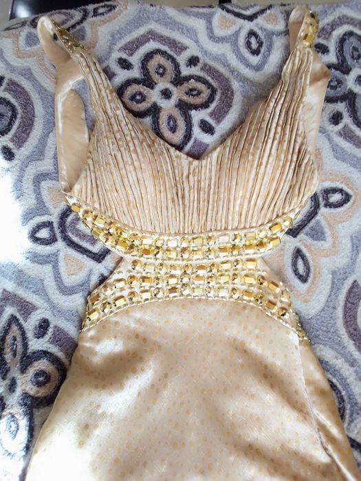 Довга вечірня сукня. качество турецьке орігінал.