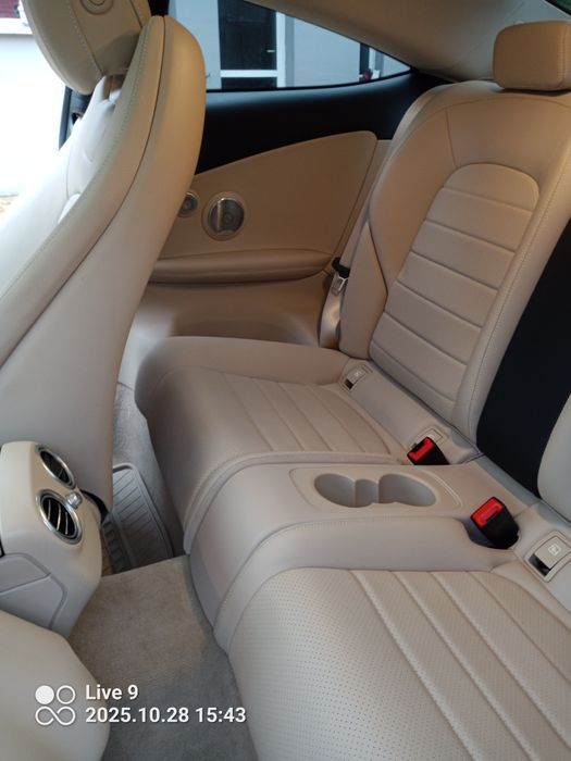 Mercedes-Benz  C 300 coupe