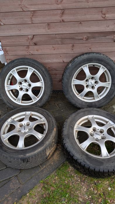 Felgi aluminiowe Rial 16 z oponami, ale już starymi