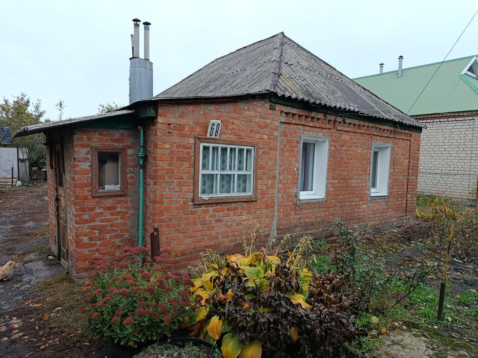 Продам будинок в м. Берестин