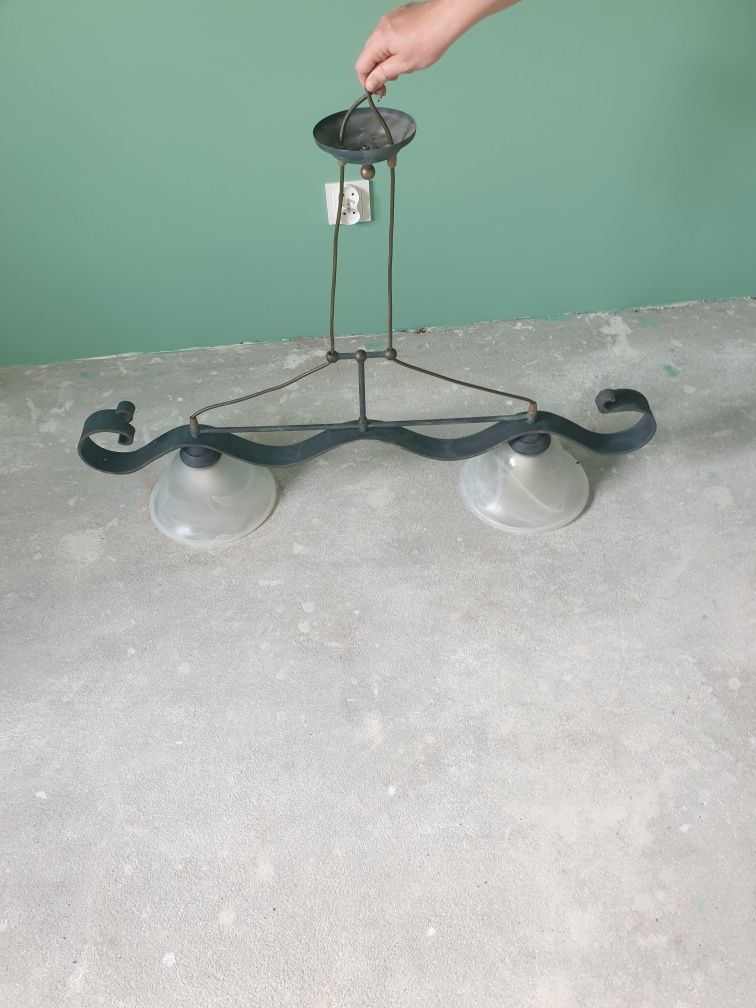 Lampa wisząca kuta podwójna