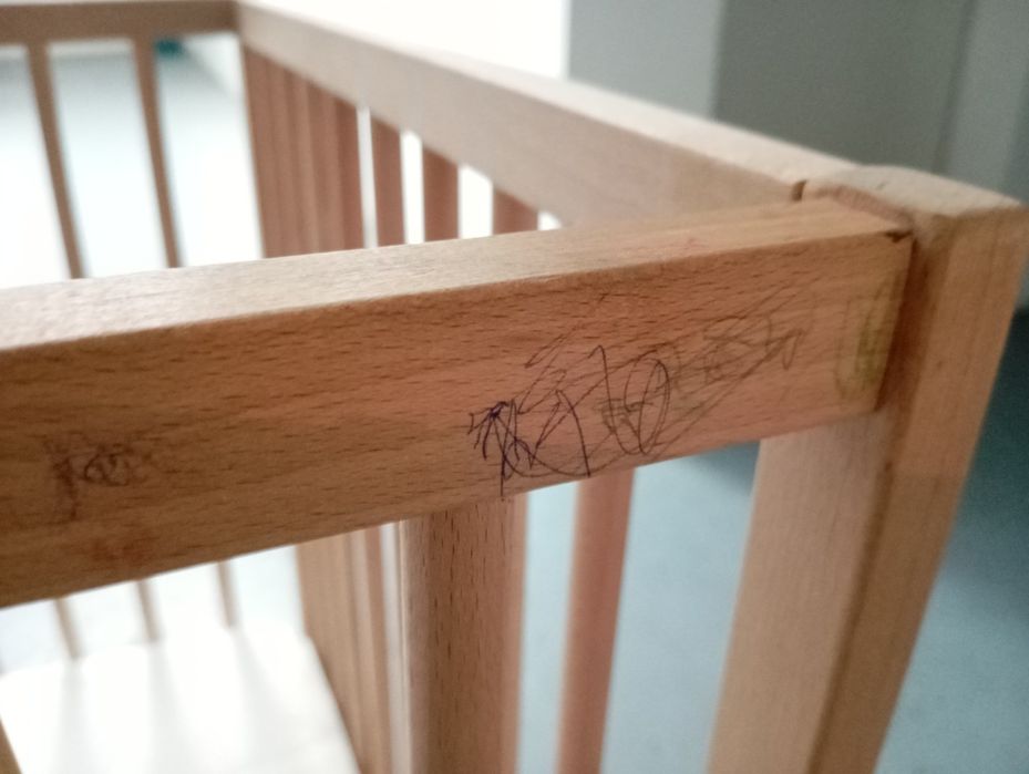 Berço Sniglar e colchão Skönast -Ikea