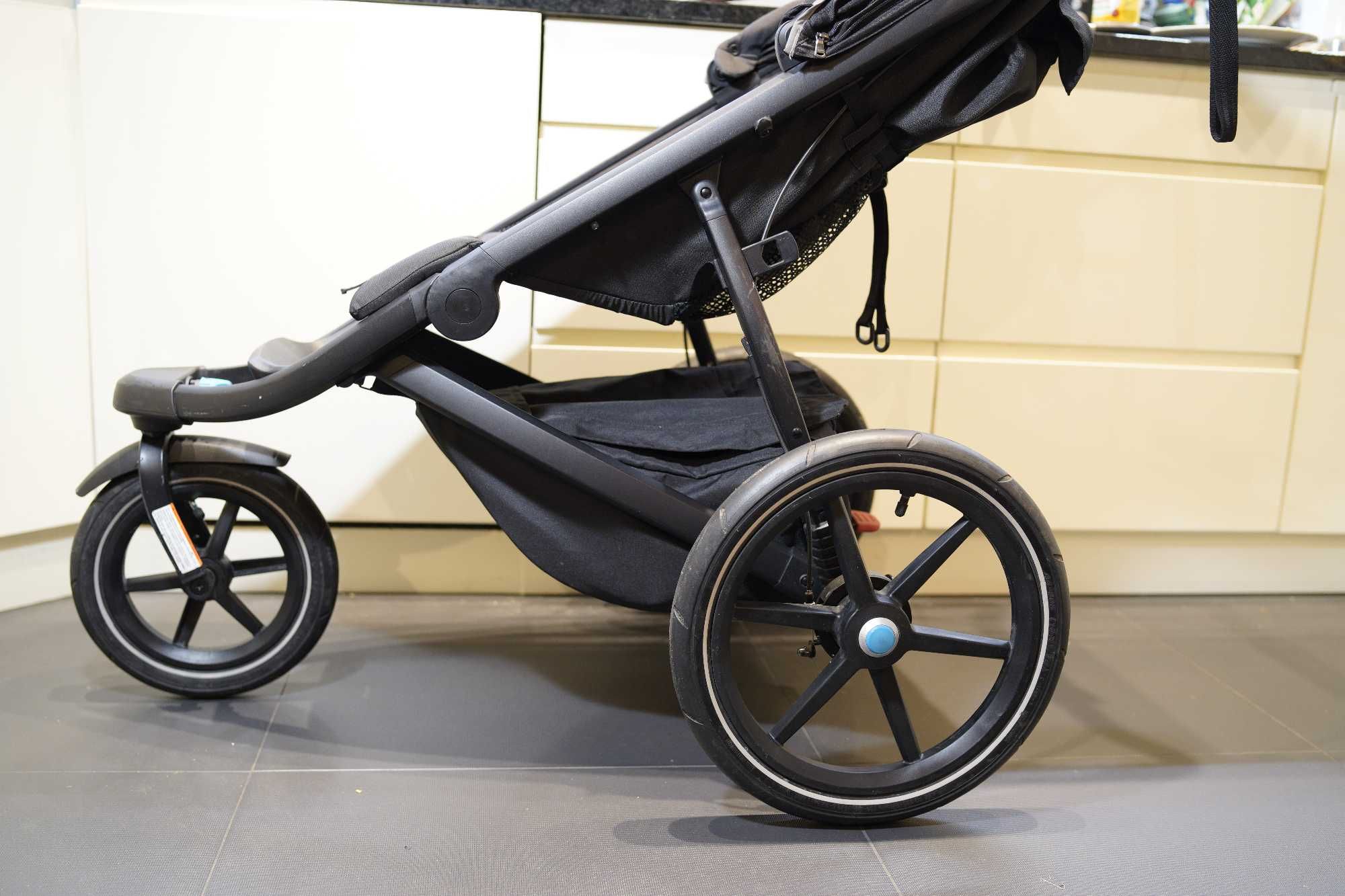 Wózek Thule Urban Glide 2 CZARNY śpiwór osłona przeciwdeszczowa