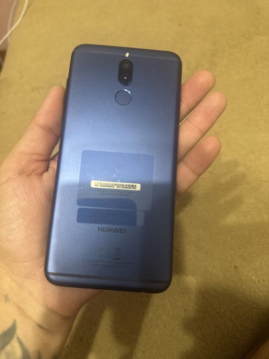 Huawei mate 10 lite 4/64 красивий стан