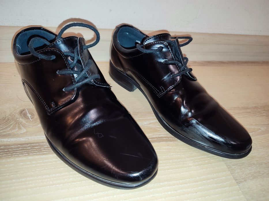 Buty chłopięce eleganckie pantofle rozm. 34 komunia przyjęcie