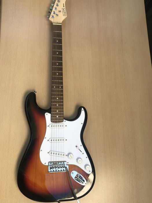 Guitarra Eletrica OQAN