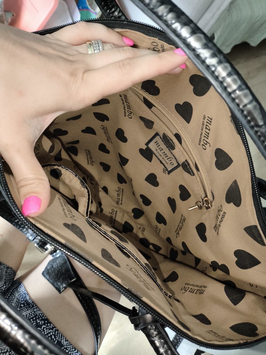 Mala grande e mochila tipo hippie
