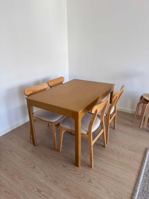 Mesa de refeição Ikea EKEDALEN extensível (até 6 pessoas)