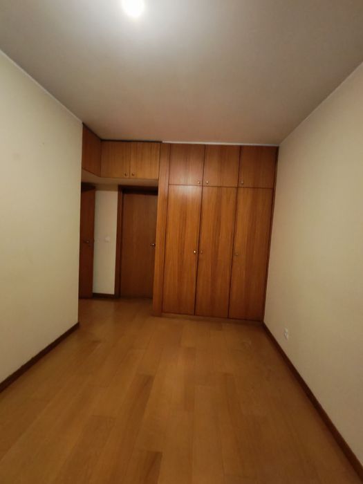 Arrenda-se T3 à Ponte da Pedra