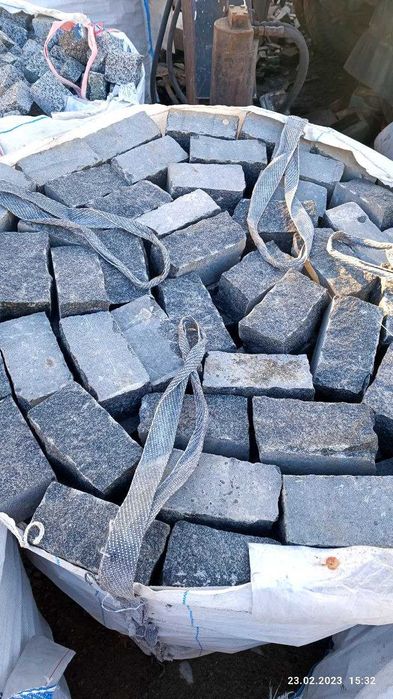 Бруківка гранітна Буханка 20х10х10