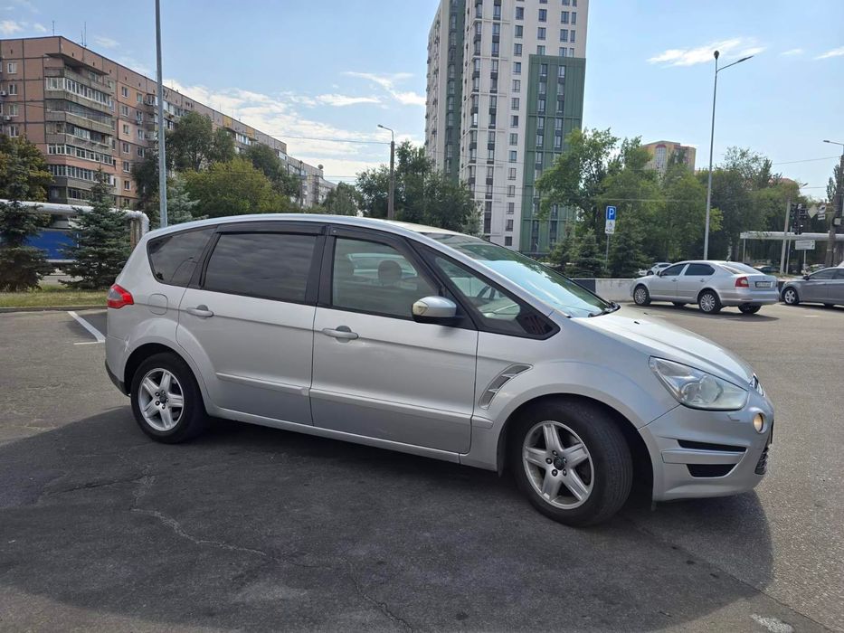 Ford S-Max 2011г.