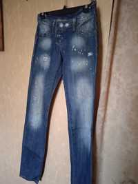 Продам женские джинсы Dsouared,оригиналл
