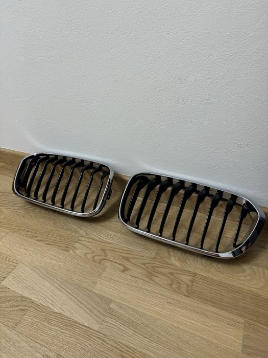 Решітка BMW 1 оригінал!