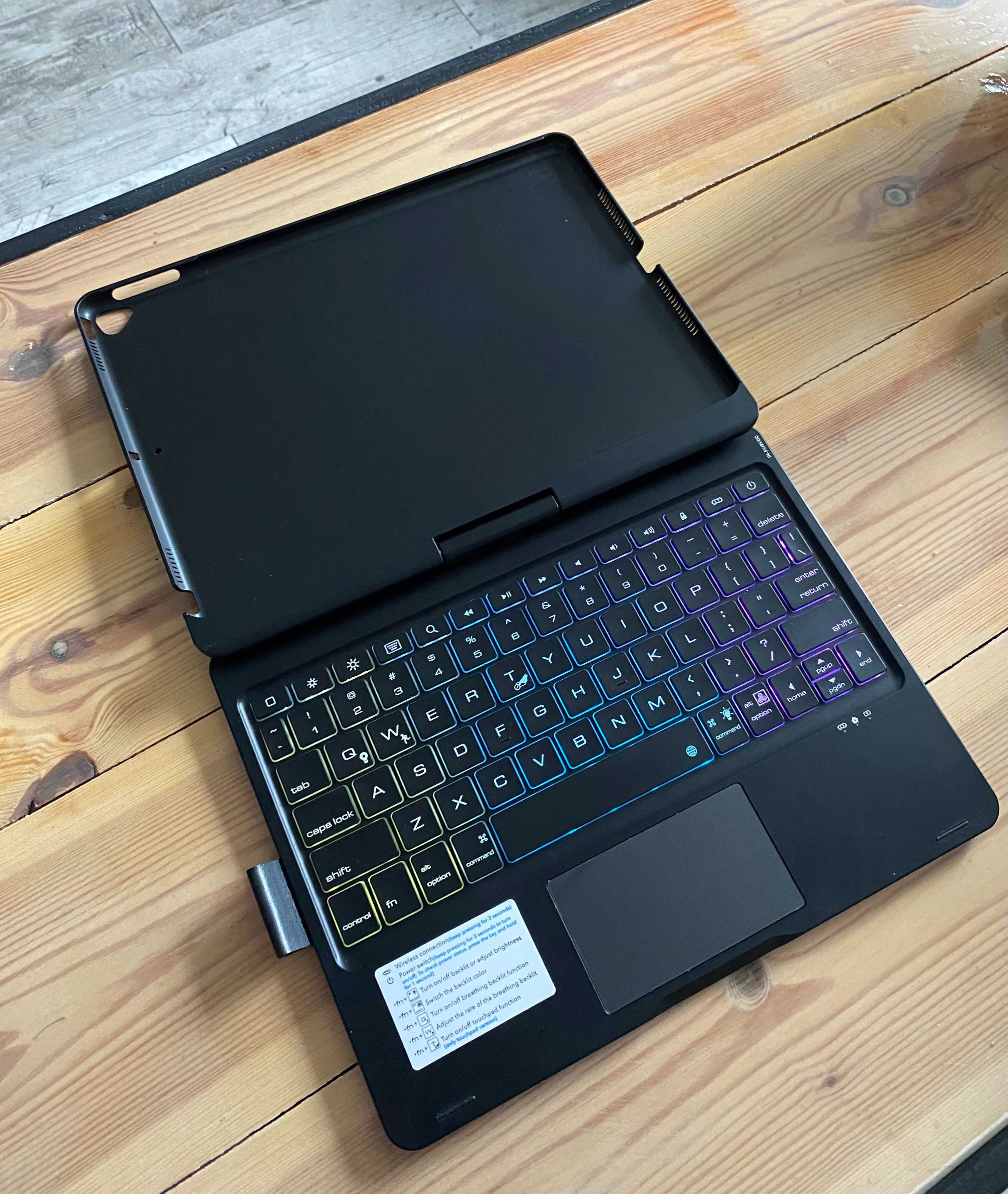 Klawiatura bluetooth z etui 360 stopni touchpad ipad 10,2 czarne
