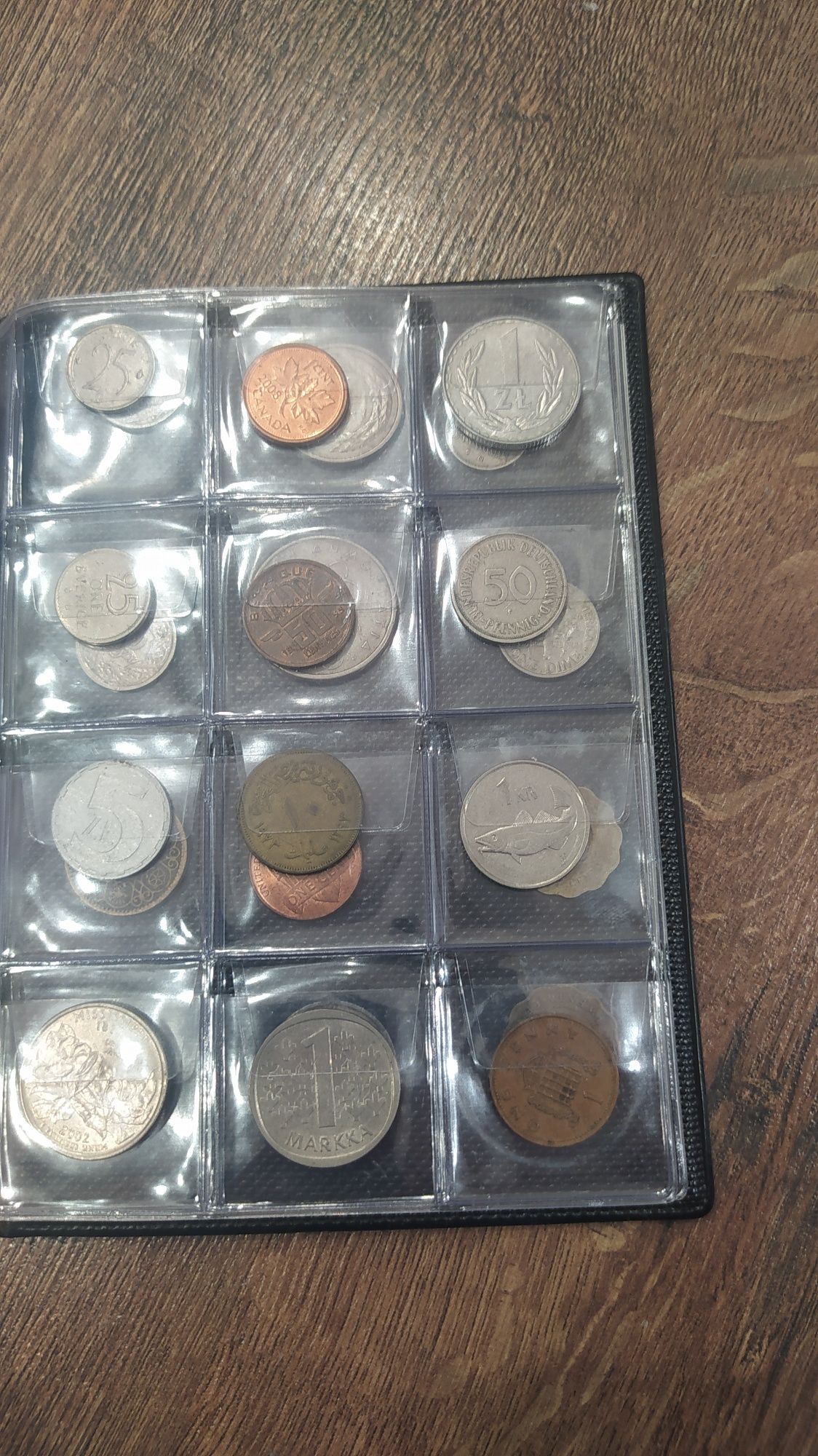 Колекция монет мира 60шт.