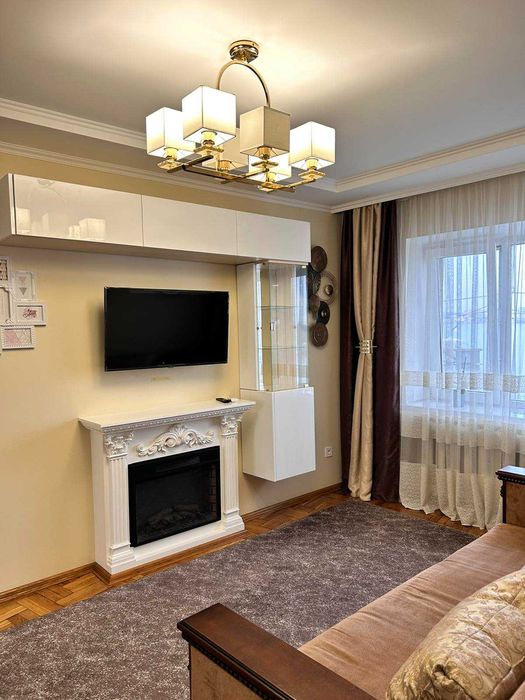 2-к. квартира з ремонтом, меблями та технікою за вул. Мазепи