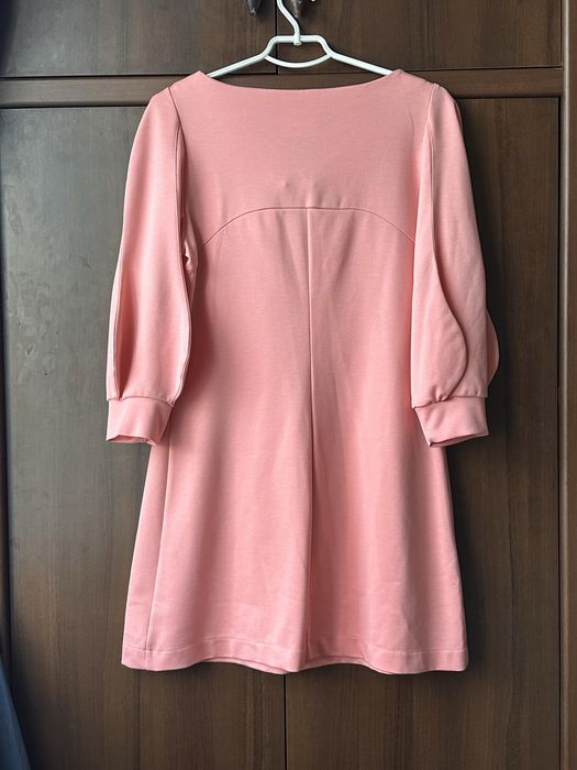 Сукня жіноча рожева