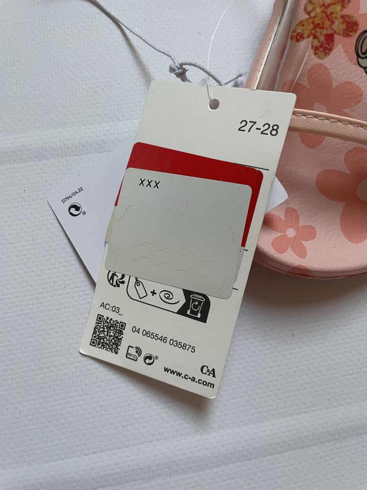 27 28 C&A nowe klapki z gumką sandałki sandały Minnie Mouse na basen