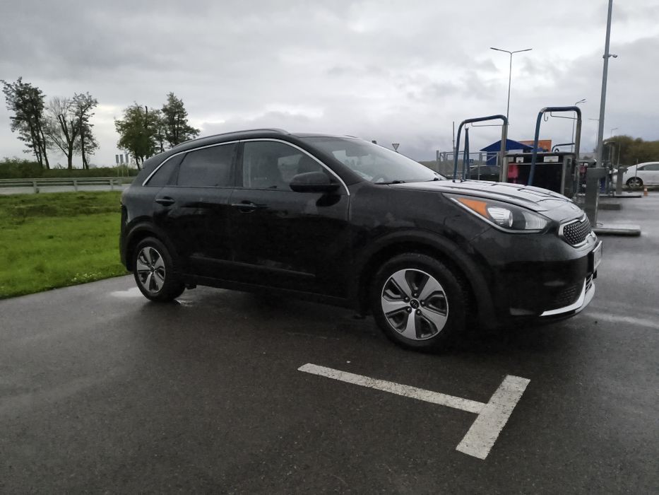 Кіа ніро KIA NIRO