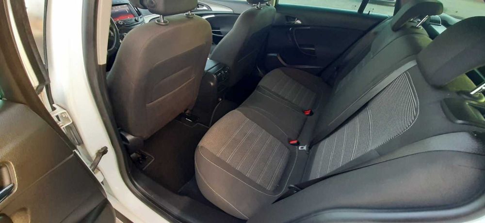 OPEL Insignia Sport 2014