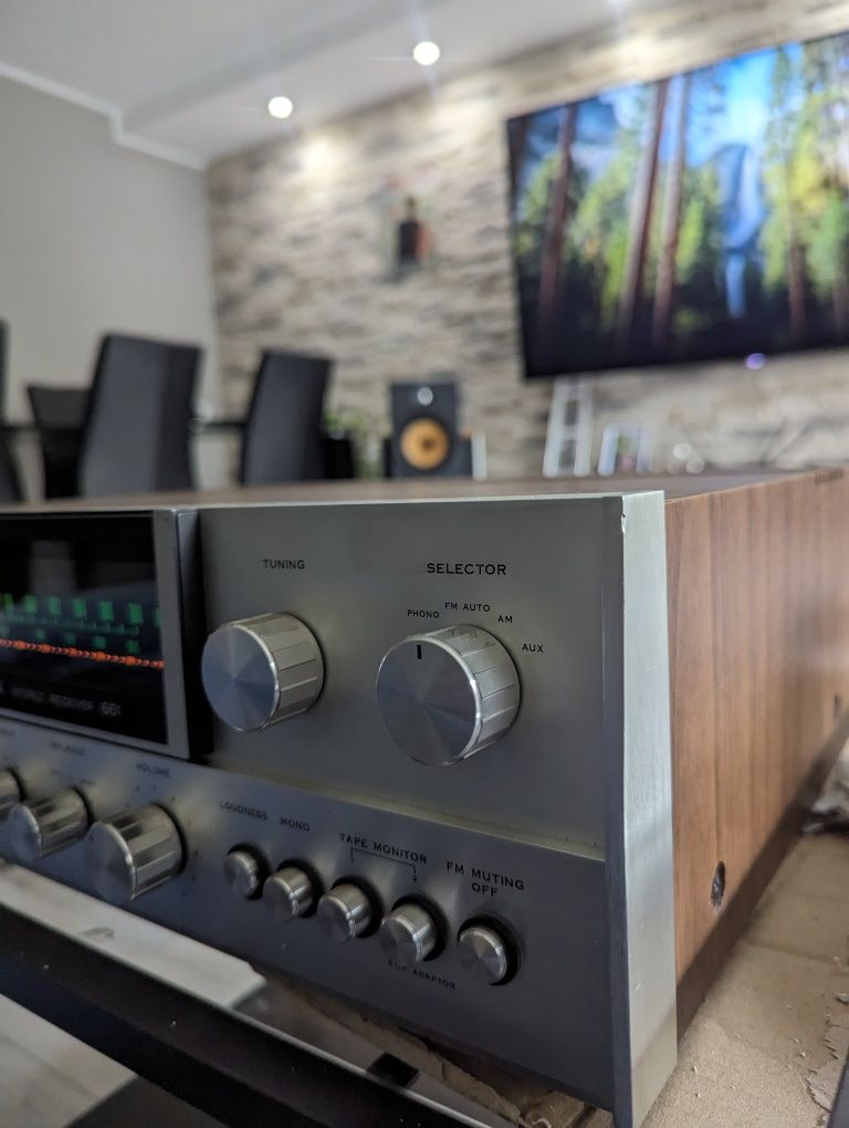 Amplituner Sansui 661