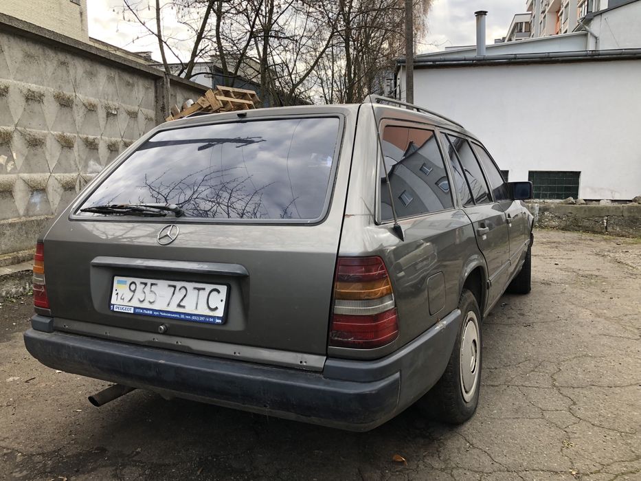 Мерседес w124 Mercedes