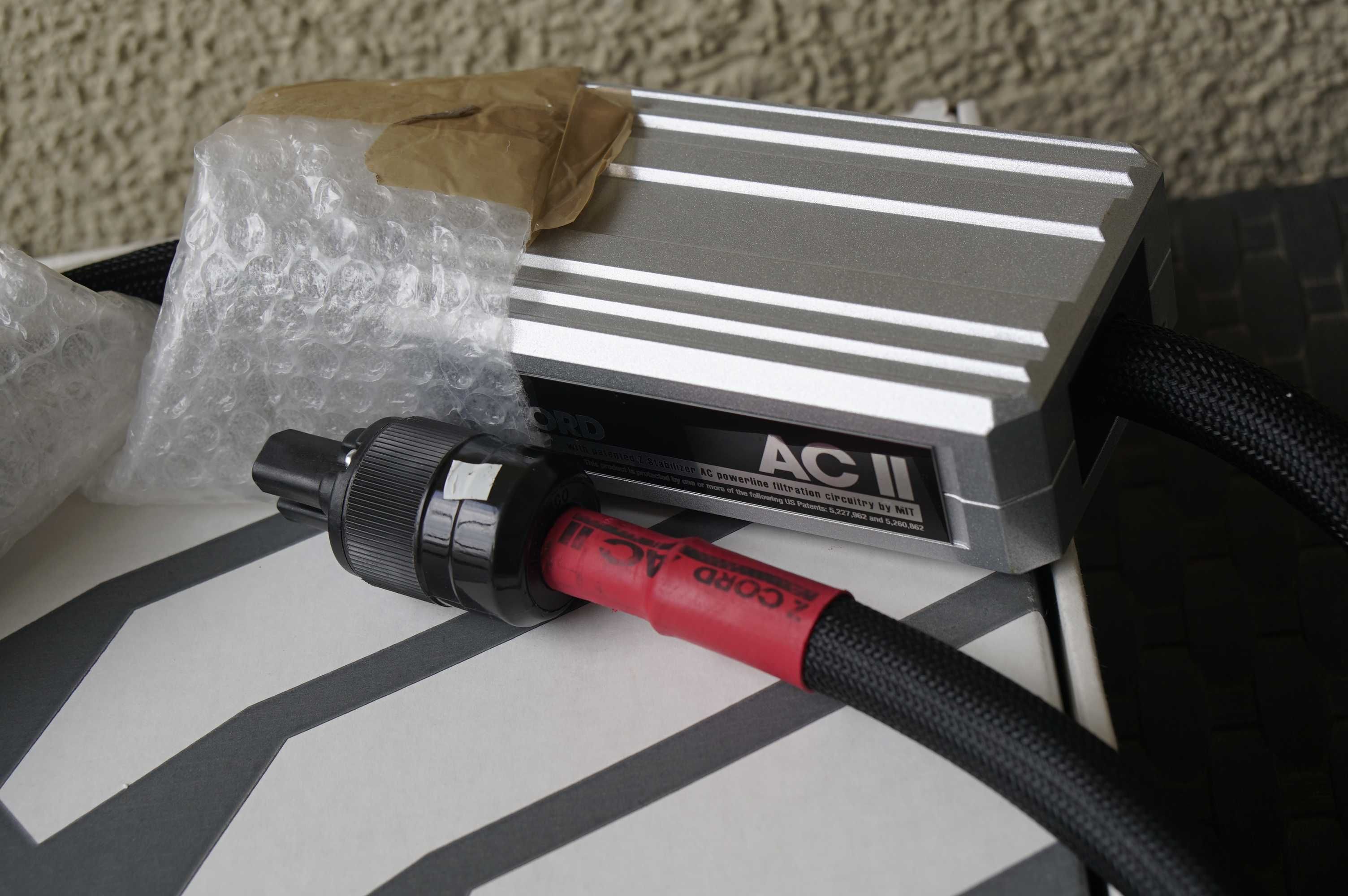 MIT Oracle Z Cord AC II 2 m  - Кабель електричний