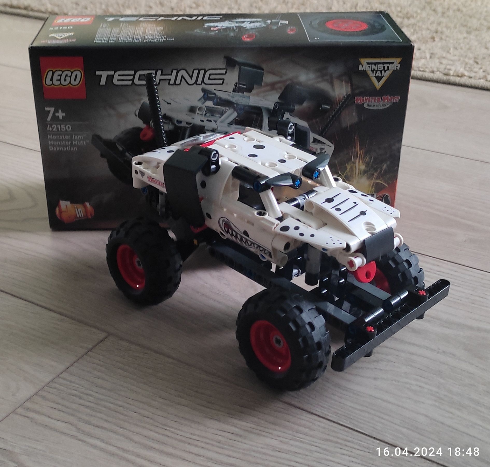 Lego technic 42150 dalmatian