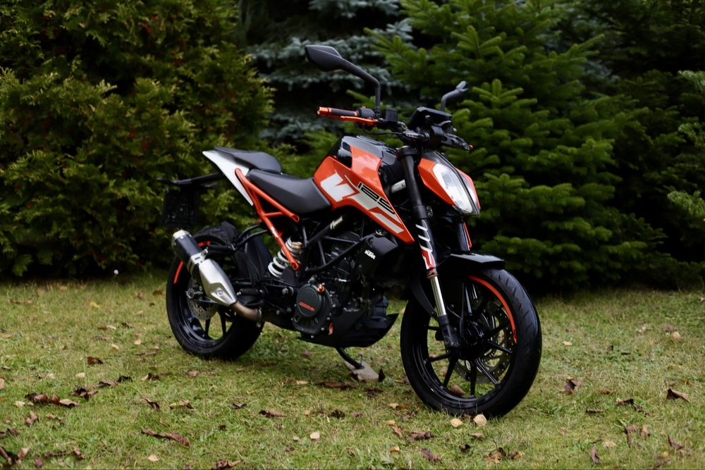 Motocykl KTM DUKE 125 kat. A1 / B Naked 2017r 25k przebieg moto ABS