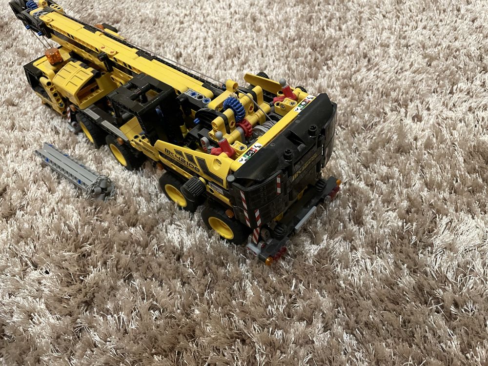 Lego кран 42108