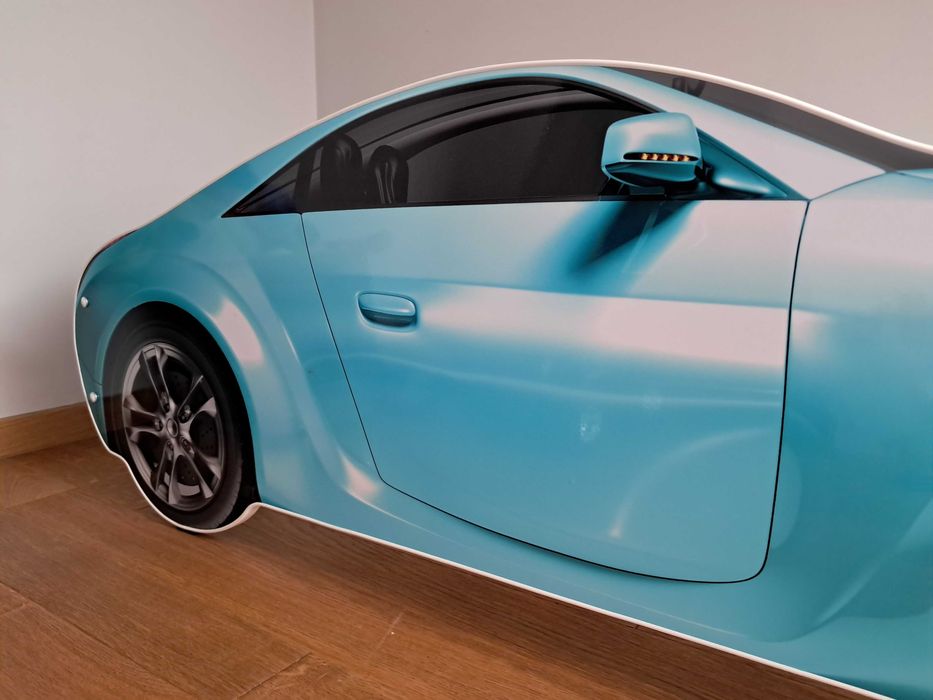 Łóżko dziecięce 140/80 auto samochód jak nowe
