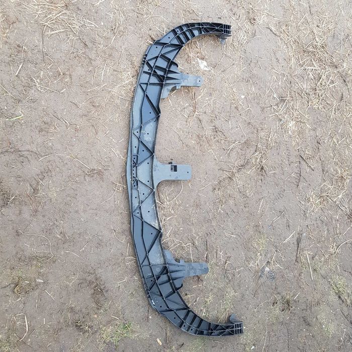 wzmocnienie dolne zderzaka przód Opel Insignia A