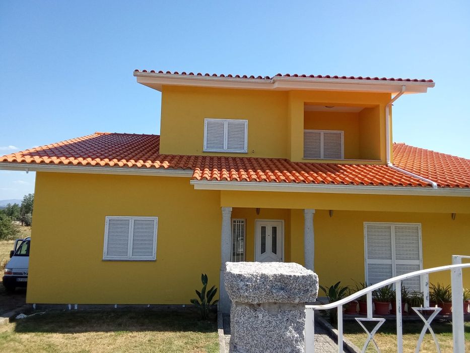 Pinturas e remodelações e todos os tipos de construções que precisar .