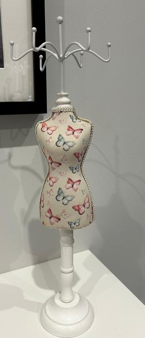 Stojak na biżuterię