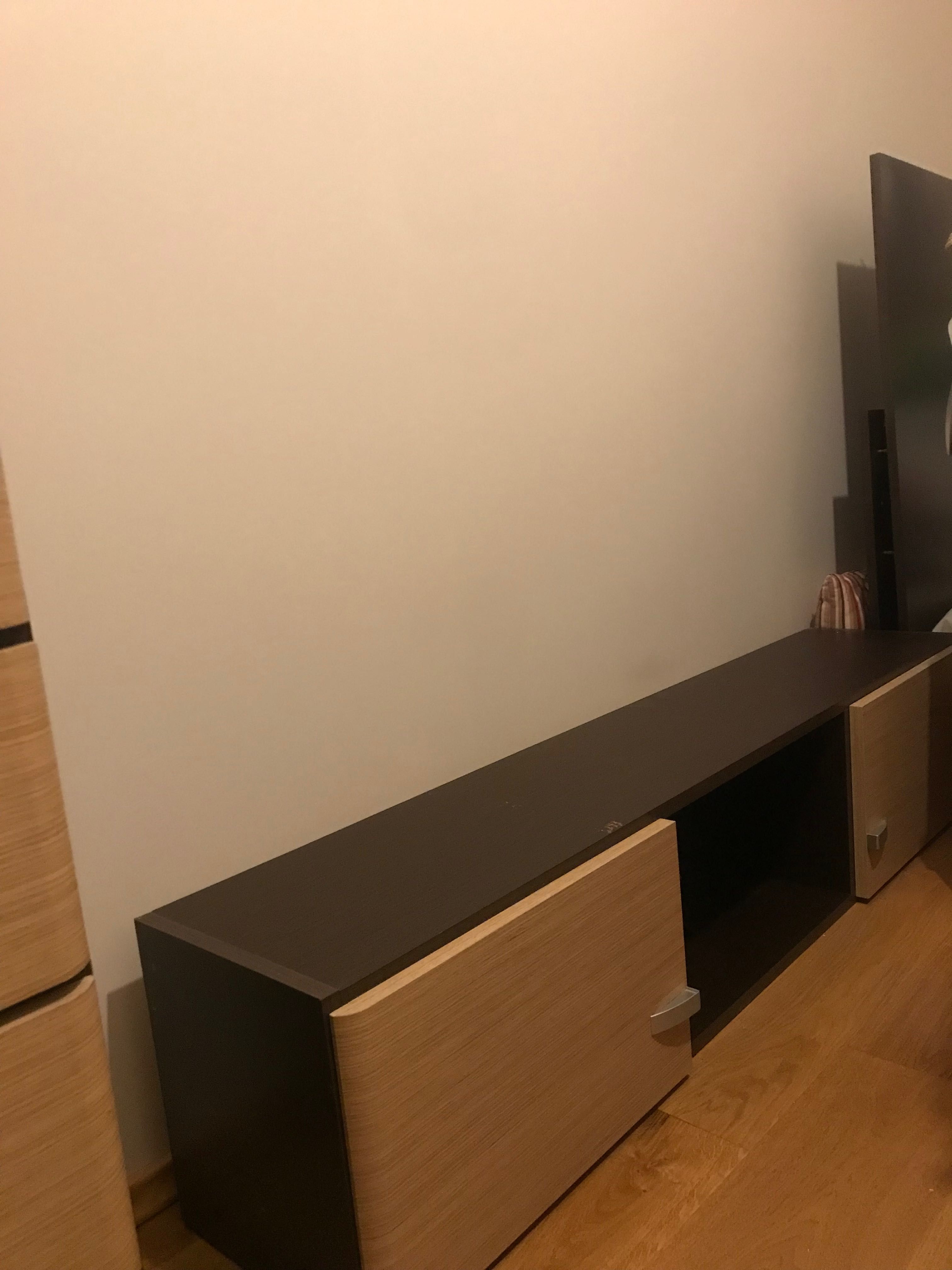 Meble BRW: biurko, komoda, szafka wisząca, dwa regały