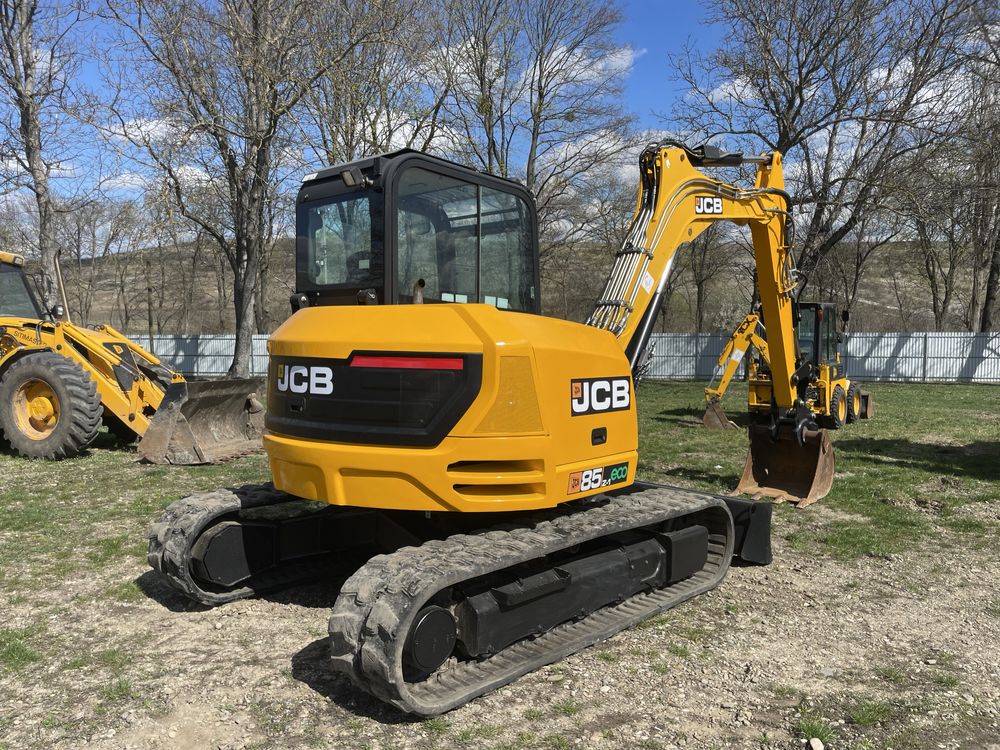 Екскаватор гусеничний JCB 85z-1