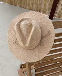 Літній солом'яний капелюх Федора Бао з тонким плетінням з декором