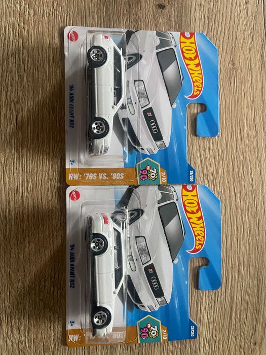2x Hot Wheels '94 Audi Avant RS2