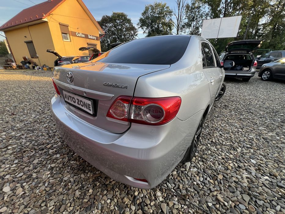 Тойота корола ціла у рідній фарбі машина варта вашої уваги