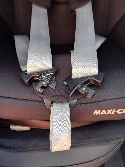 Cadeira-Auto Maxi-Cosi  MICA Eco i-Size Authentic Black