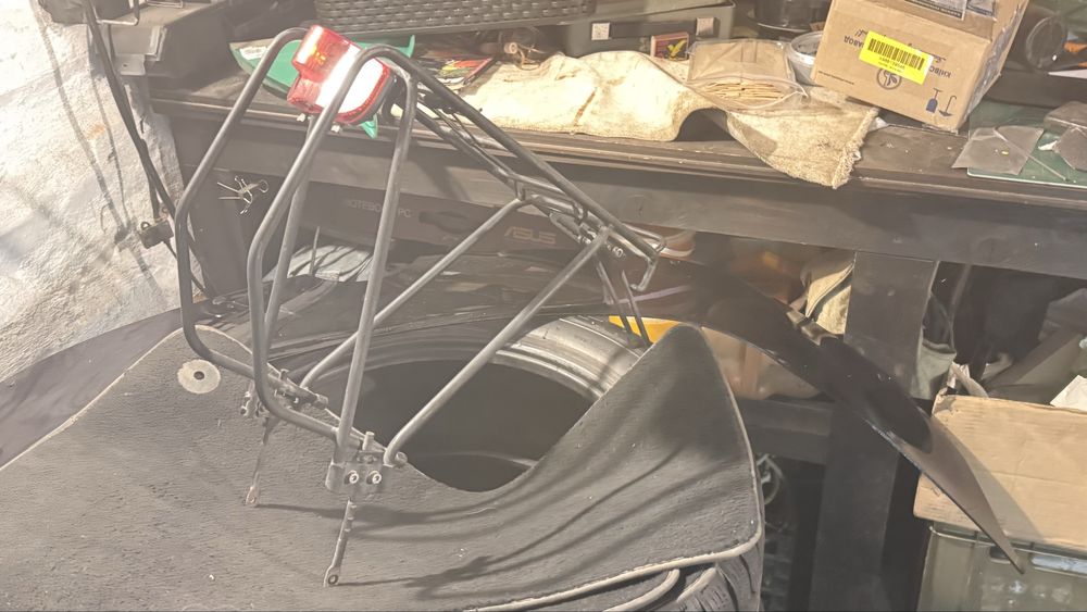 Велобагажник с габаритом под динамовтулку