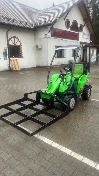 Wynajem wielofunkcyjnej ładowarki Avant z Glebogryzarką Separacyjną