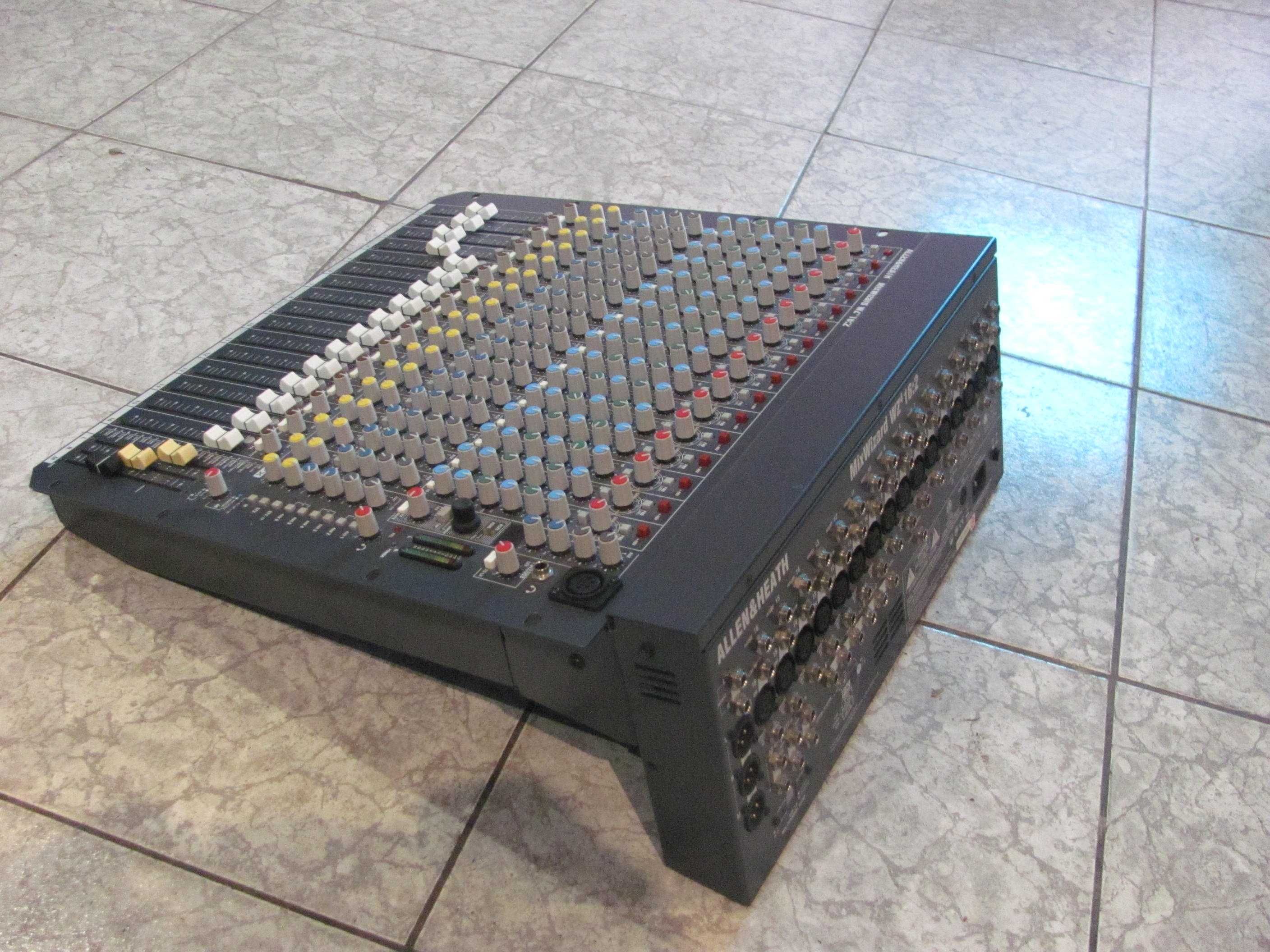Mikser analogowy Allen & Heath MixWizard WZ4 16:2
