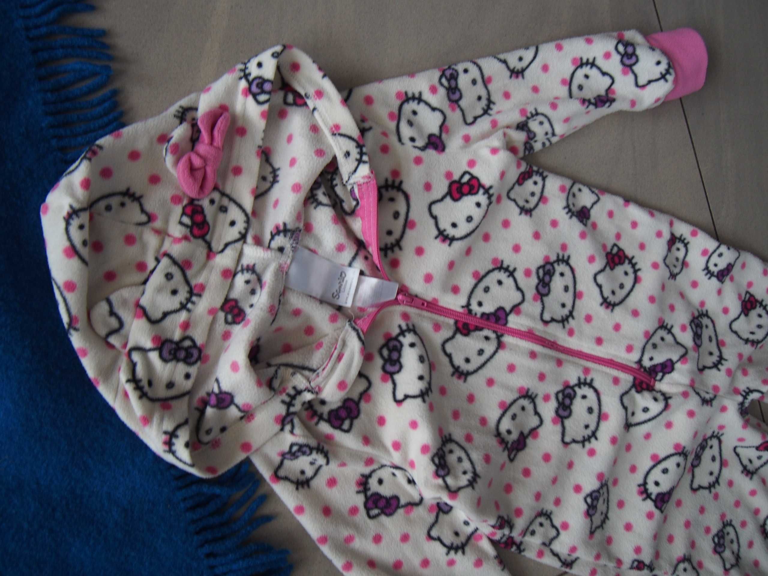 Pajac piżama 104/110 cm Hello Kitty