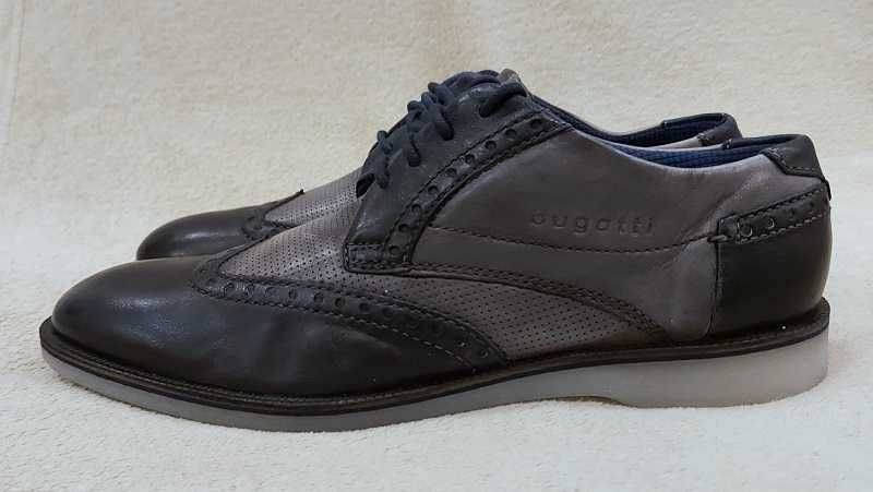 Туфлі      Bugatti